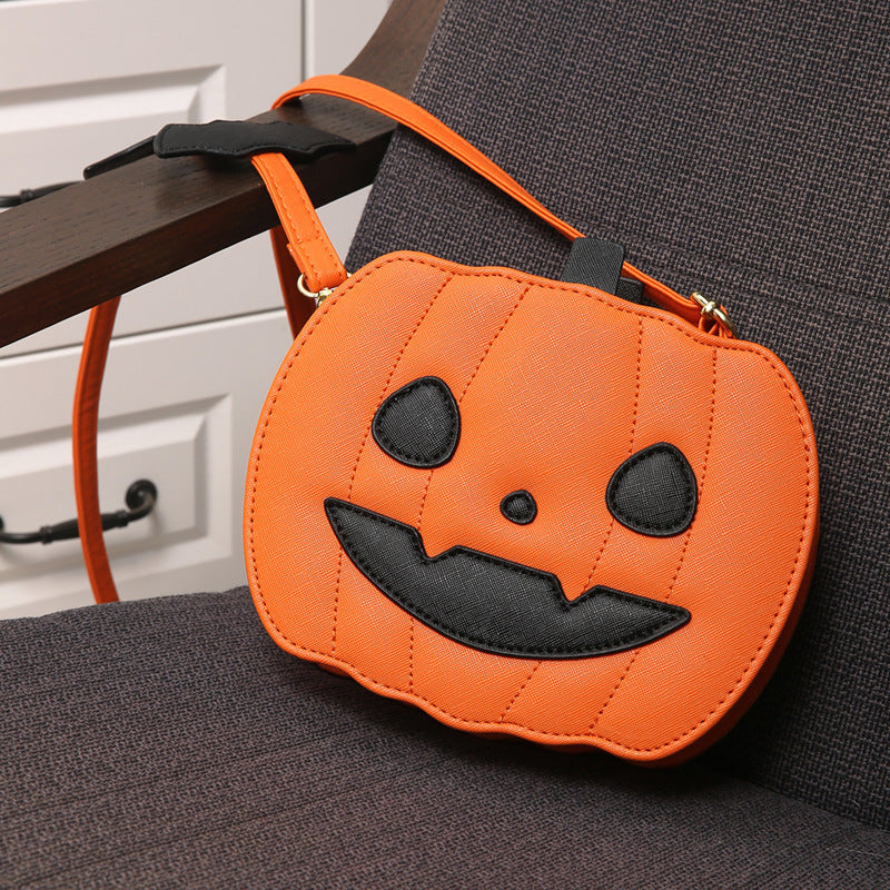 Funny Pumpkin Halloween Crossbody Bag – Cute Cartoon Bat Shoulder Bag for Women, Personalized Spooky Purse