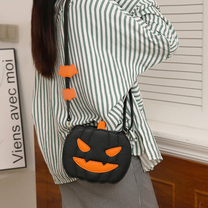 Funny Pumpkin Halloween Crossbody Bag – Cute Cartoon Bat Shoulder Bag for Women, Personalized Spooky Purse