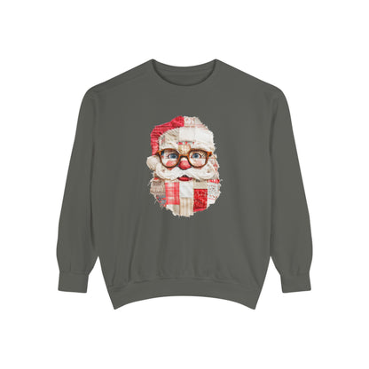 Patchwork Santa Faux Quilt Sweatshirt, Cozy Vintage Christmas Crewneck