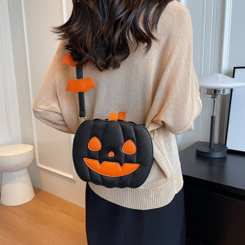 Funny Pumpkin Halloween Crossbody Bag – Cute Cartoon Bat Shoulder Bag for Women, Personalized Spooky Purse