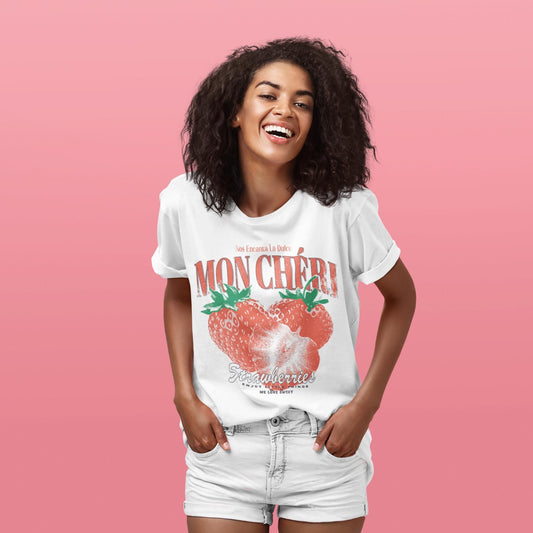 Strawberry Tshirt, Comfort Colors, Vintage Inspired Shirt, Trendy French Shirt, Oversized Tee, Super Soft